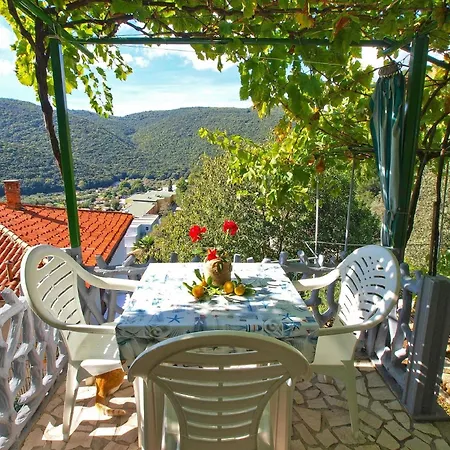 Fuer 5 Personen Ca 42 Qm In Rabac, Istrien Bucht Von Apartment