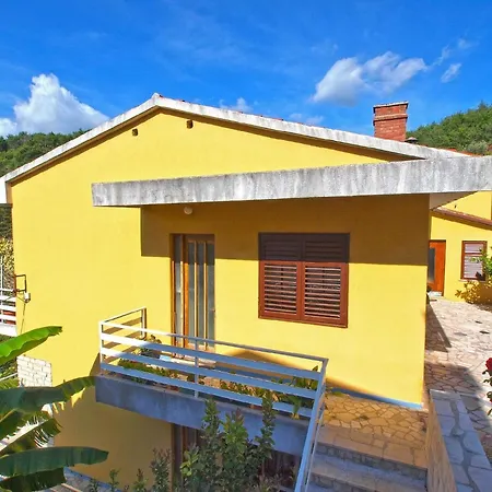 Fuer 5 Personen Ca 42 Qm In Rabac, Istrien Bucht Von Apartmán